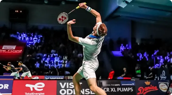 Badminton players Badminton players